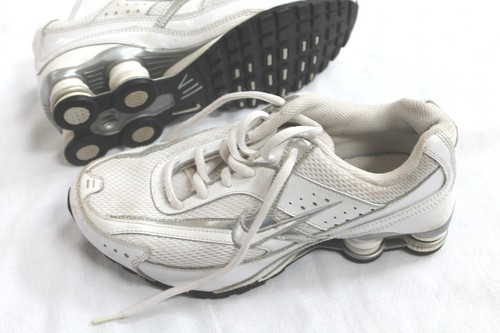 Nike shox size white silver - shox,